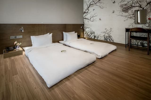 Traditional Suite, Multiple Beds, Non Smoking (3 mats)