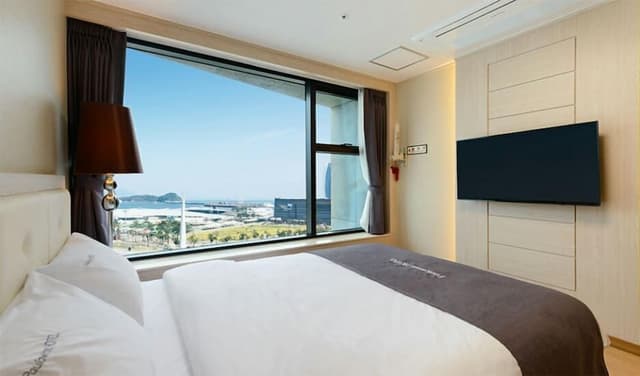 Double Room (Ocean View and City View, first come first serve upon booking)