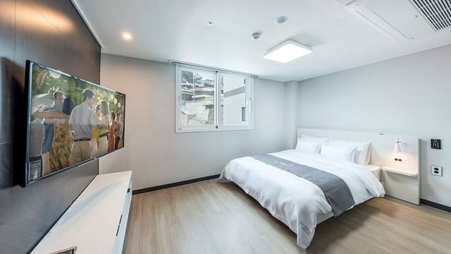 Standard Room, City View