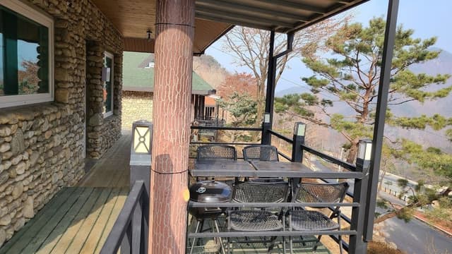 Pine House (Type B)