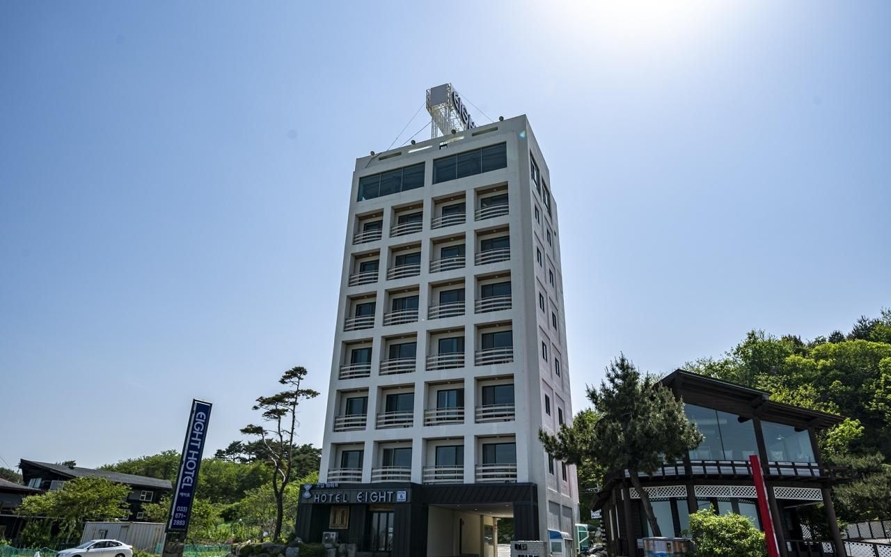 Yang Yang Eight Hotel & Pension1