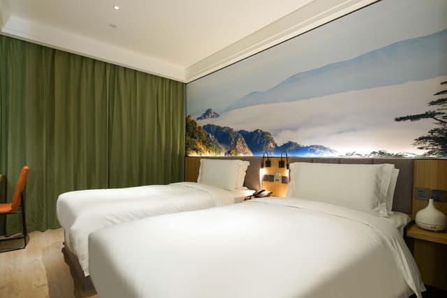 Comfy Twin Room