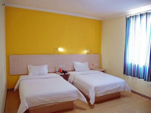 Corporate Twin, Guest room, 2 Twin/Single Bed(s), City view