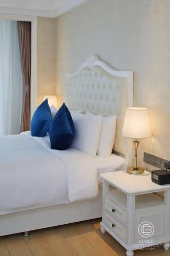 Deluxe Room King