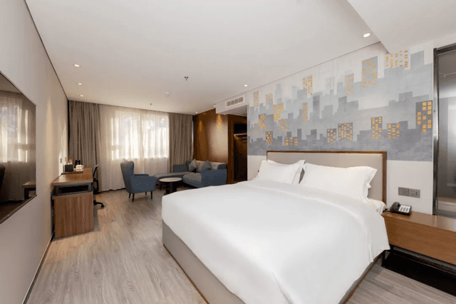 Huazhu - Deluxe Bed Room