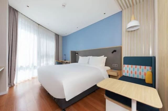 Standard Room, 1 King Bed (Air Purifier)
