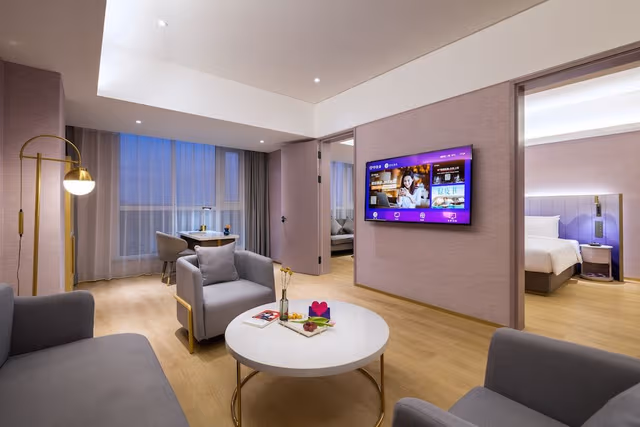 Signature Suite