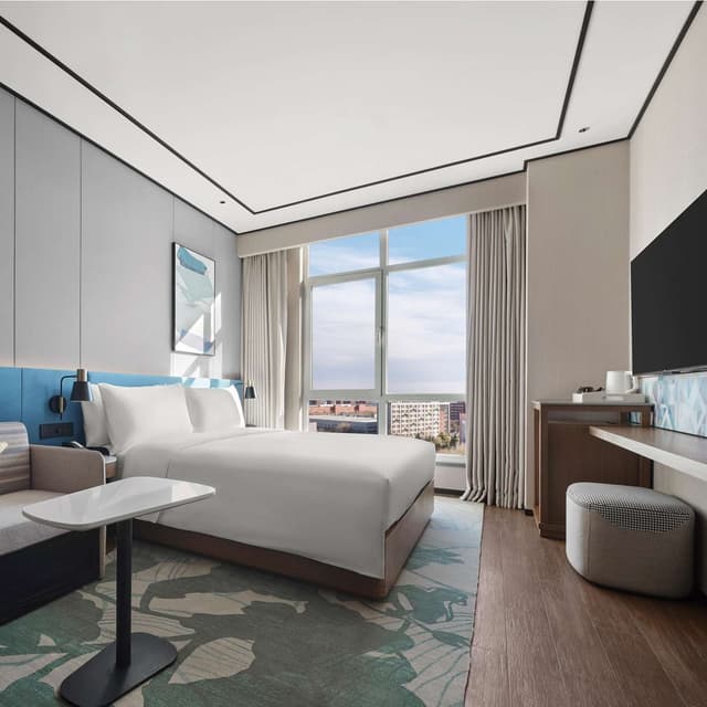 KING GUEST ROOM