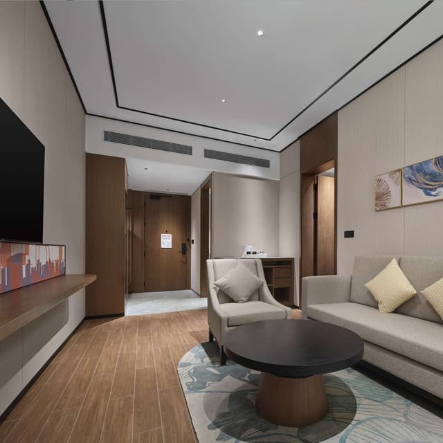 KING ONE BEDROOM SUITE