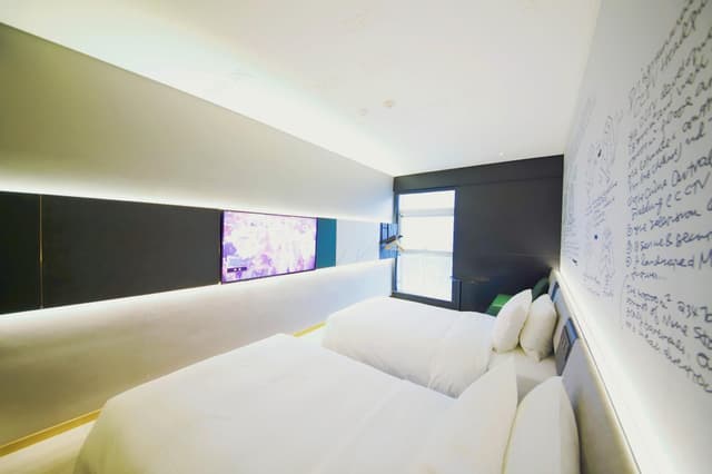 Huazhu - Huanyi Twin Bed Room