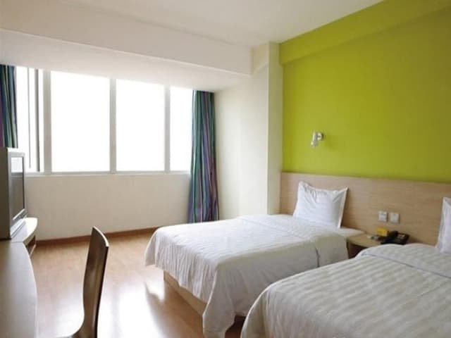 7 Days - Zizhu Twin Room