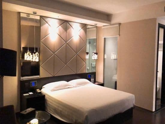 Business Double Room B