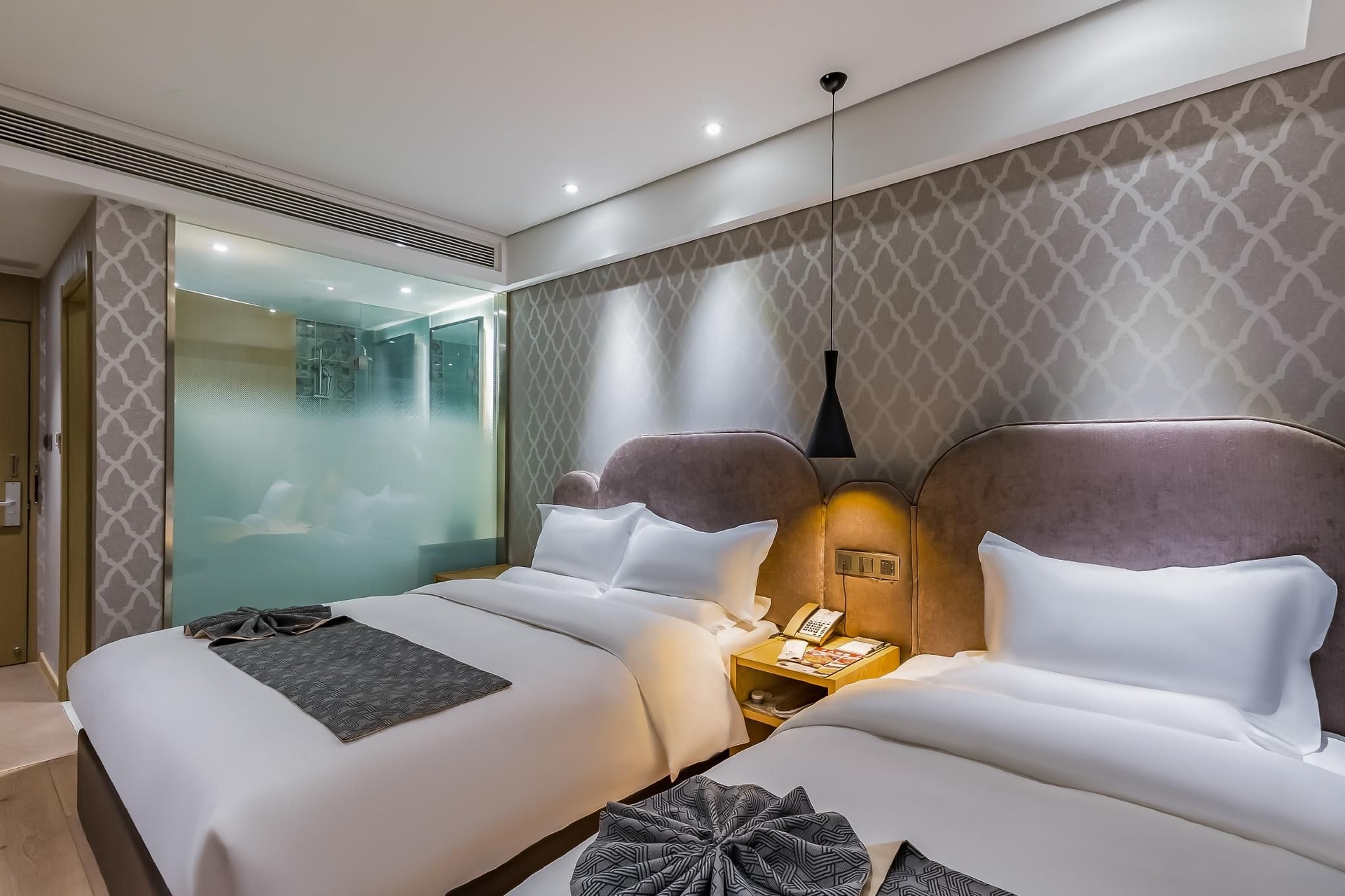 ปักกิ่ง ฮวาซาง โฮเทล (Beijing Huashang Hotel)0