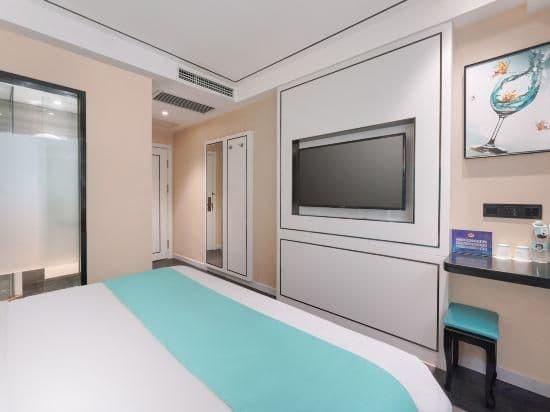 Xana - Deluxe Bed Room