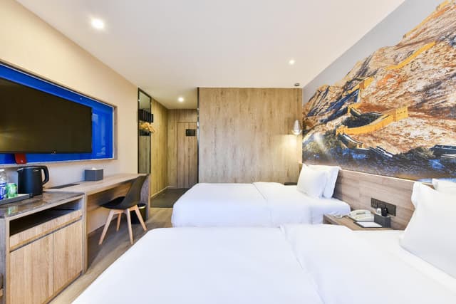 Huazhu - Business Twin Room