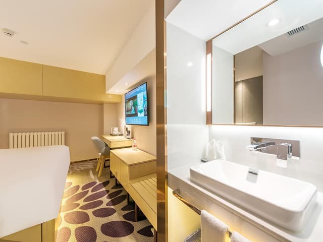 WH - Yazhi 1 Bed Room