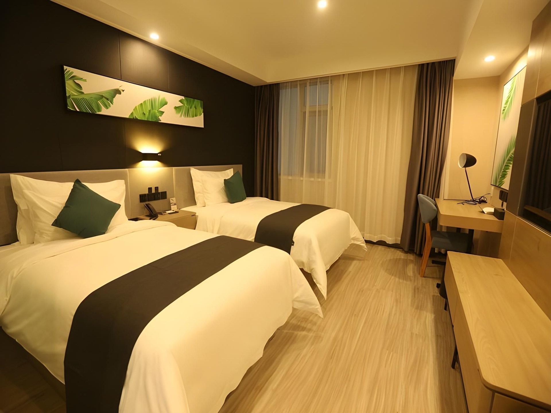 อัพ แอนด์ อิน โฮเทล ปักกิ่ง ฝางซาน หงหลิงจินพาร์ค (UP and IN Hotel Beijing Fangshan Honglingjin Park)1