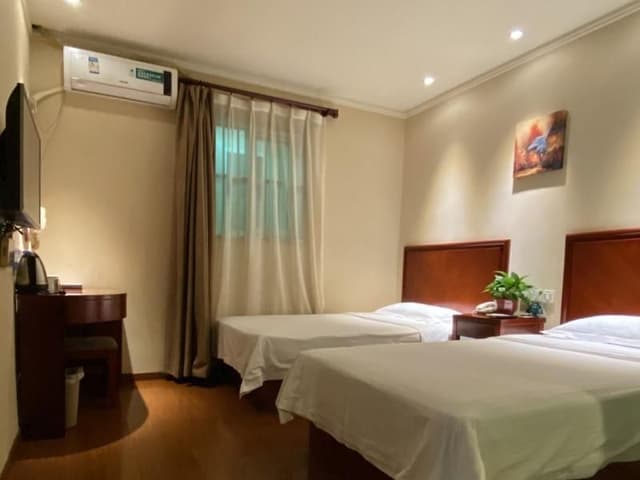 GTR - Twin Room with Aisle window