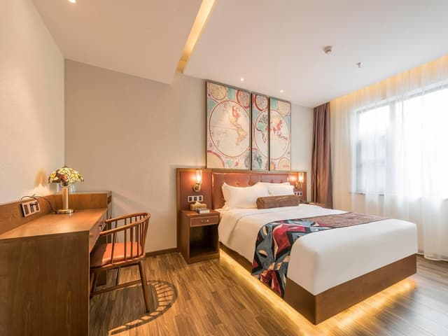 James Joyce - Chunxiang Bed Room