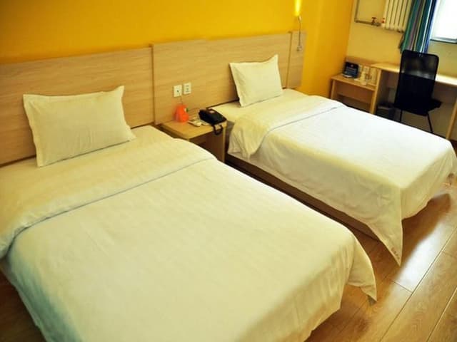 Corporate Twin, Guest room, 2 Twin/Single Bed(s), City view