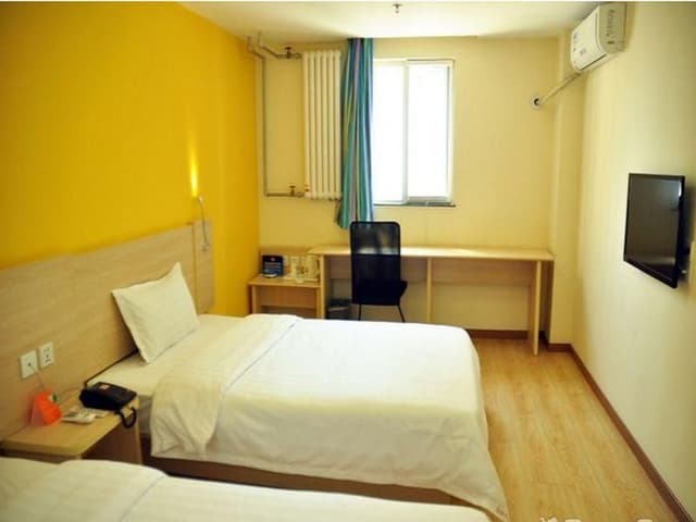 Corporate Twin, Guest room, 2 Twin/Single Bed(s), City view