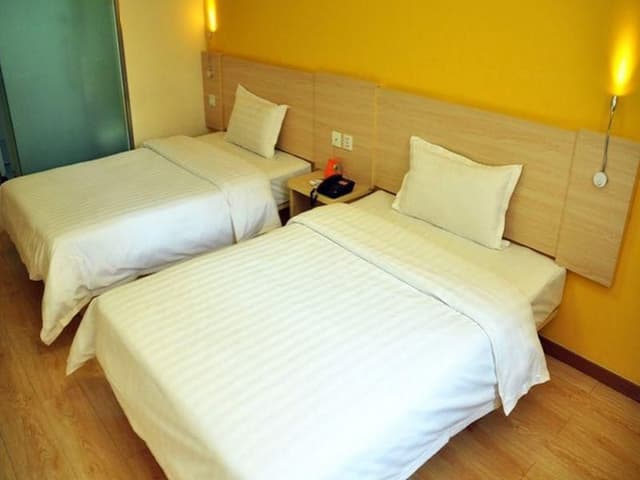7 Days - Zizhu Twin Room