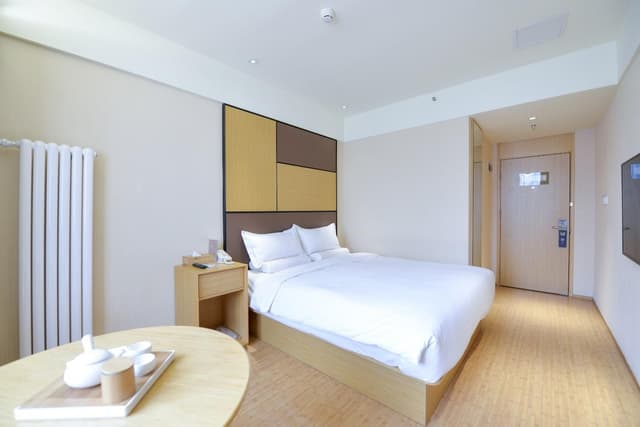 Zero Pressure Superior Queen Room