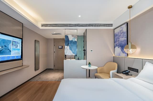 Huazhu - Superior BedRoom