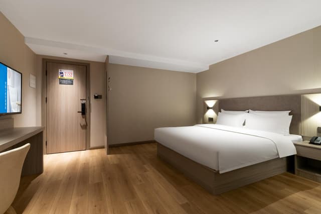 Huazhu - Superior BedRoom
