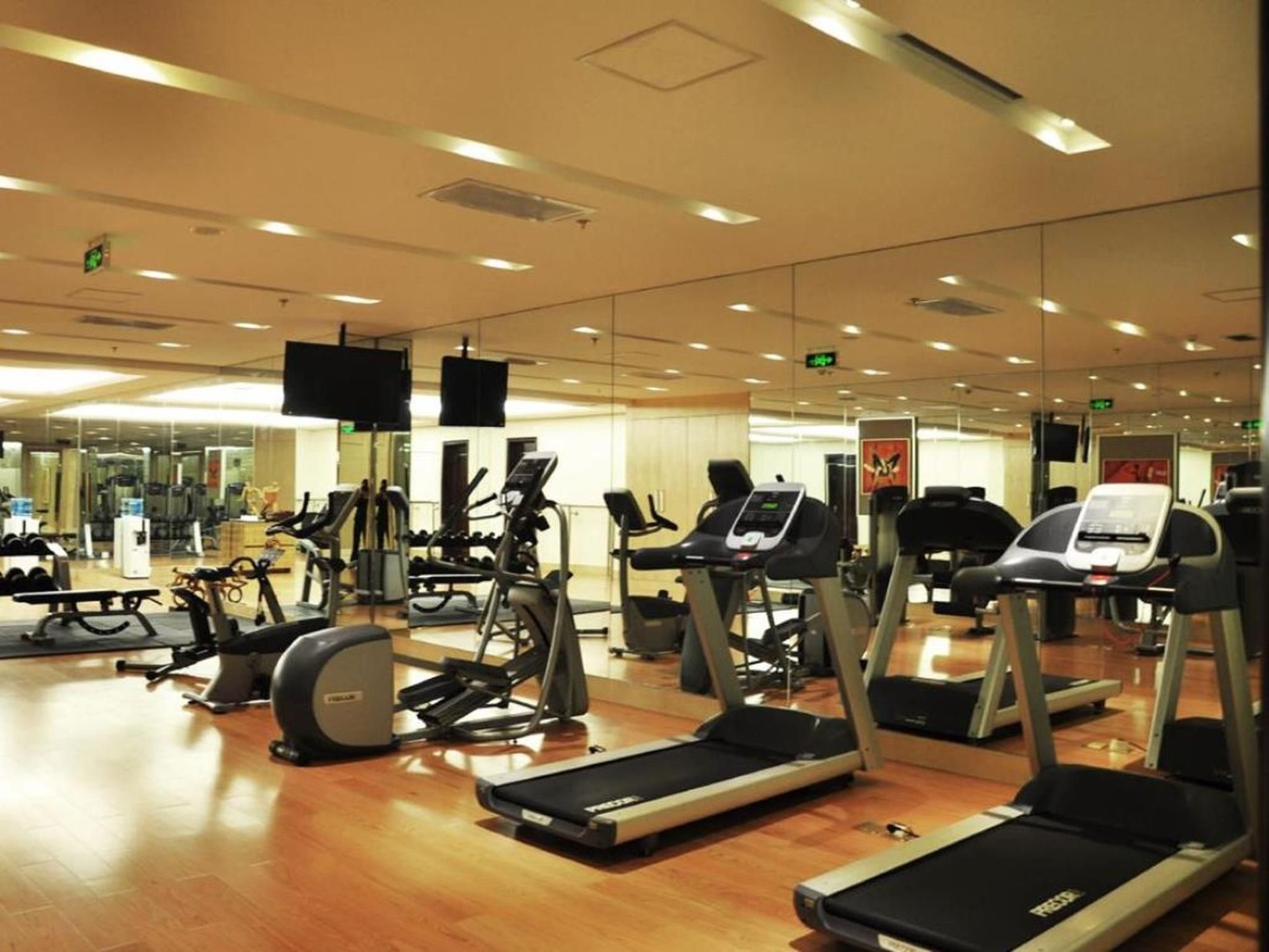 โรแรมชิงเต่า แกรนด์ นิว เซ็นจูรี (Qingdao Grand New Century Hotel)3