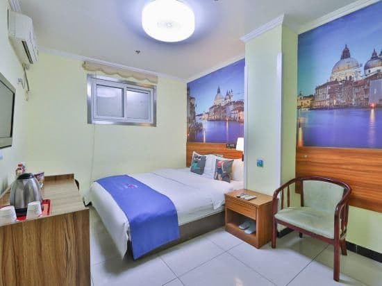 PAI Huixuan Bed Room