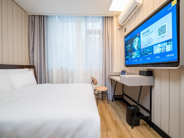 Huazhu - Superior BedRoom