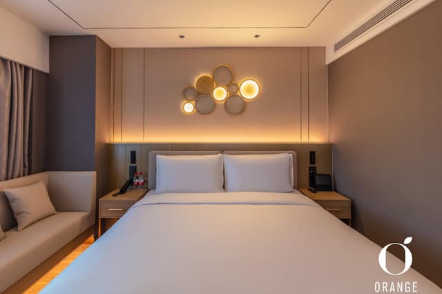 Huazhu - Yueruo Liujin Room
