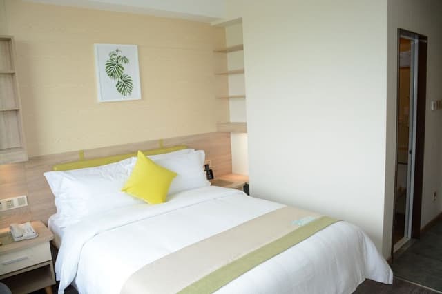 Standard King Room
