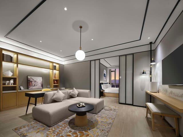 KING DELUXE SUITE