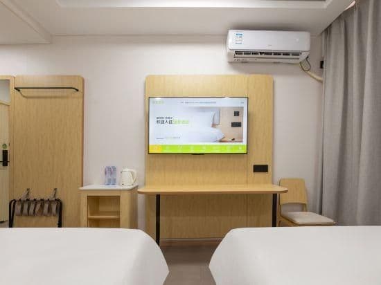 Memory Foam Twin Room