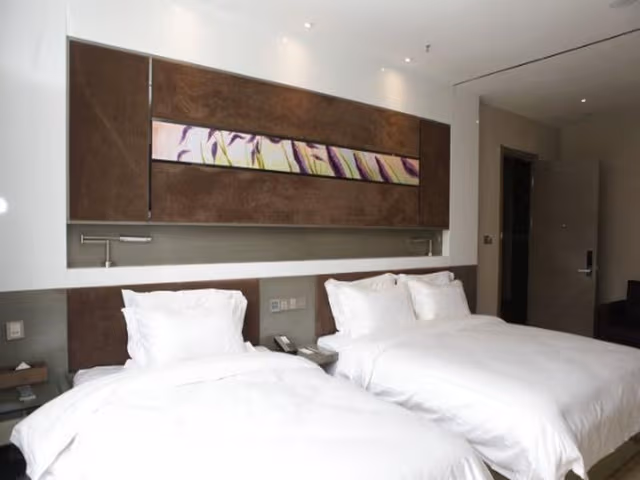 Twin Deluxe Room