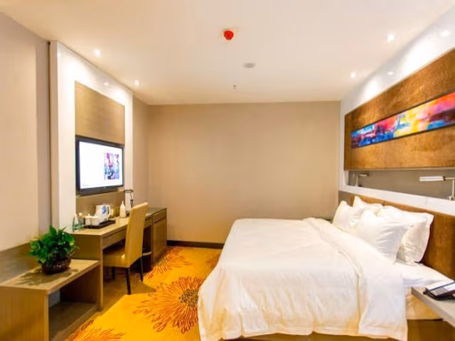Deluxe Suite