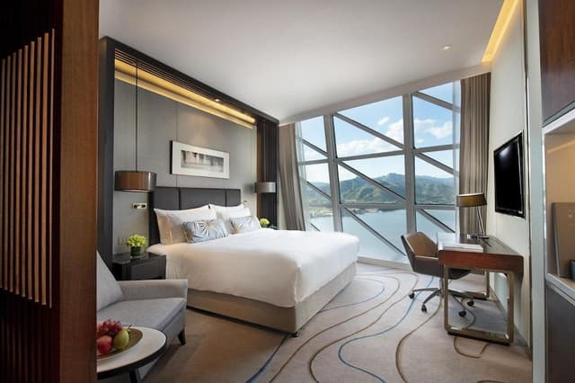 Standard Room, Lake View