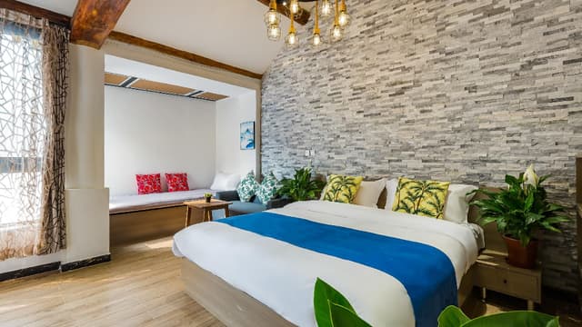 Guest Room - Twin Beds