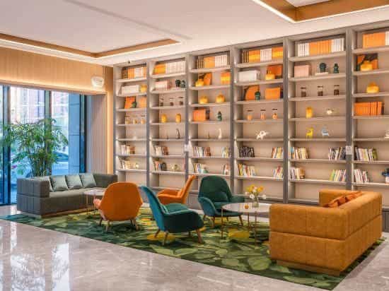 Orange Hotel (Beijing Daxing Biomedical Base Longhu Tianjie Branch)