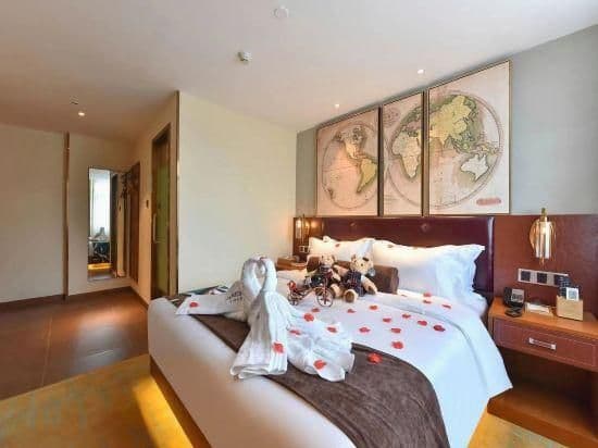 James Joyce - Jiejia Bed Room