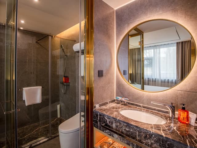 Huazhu - Yueruo Liujin Suite with Balcony