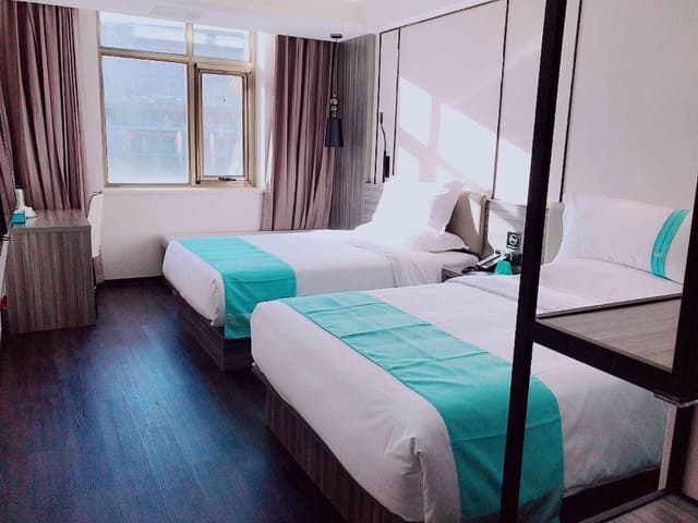Xana - Deluxe Twin Room Bed Room