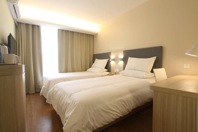 Twin Superior Room