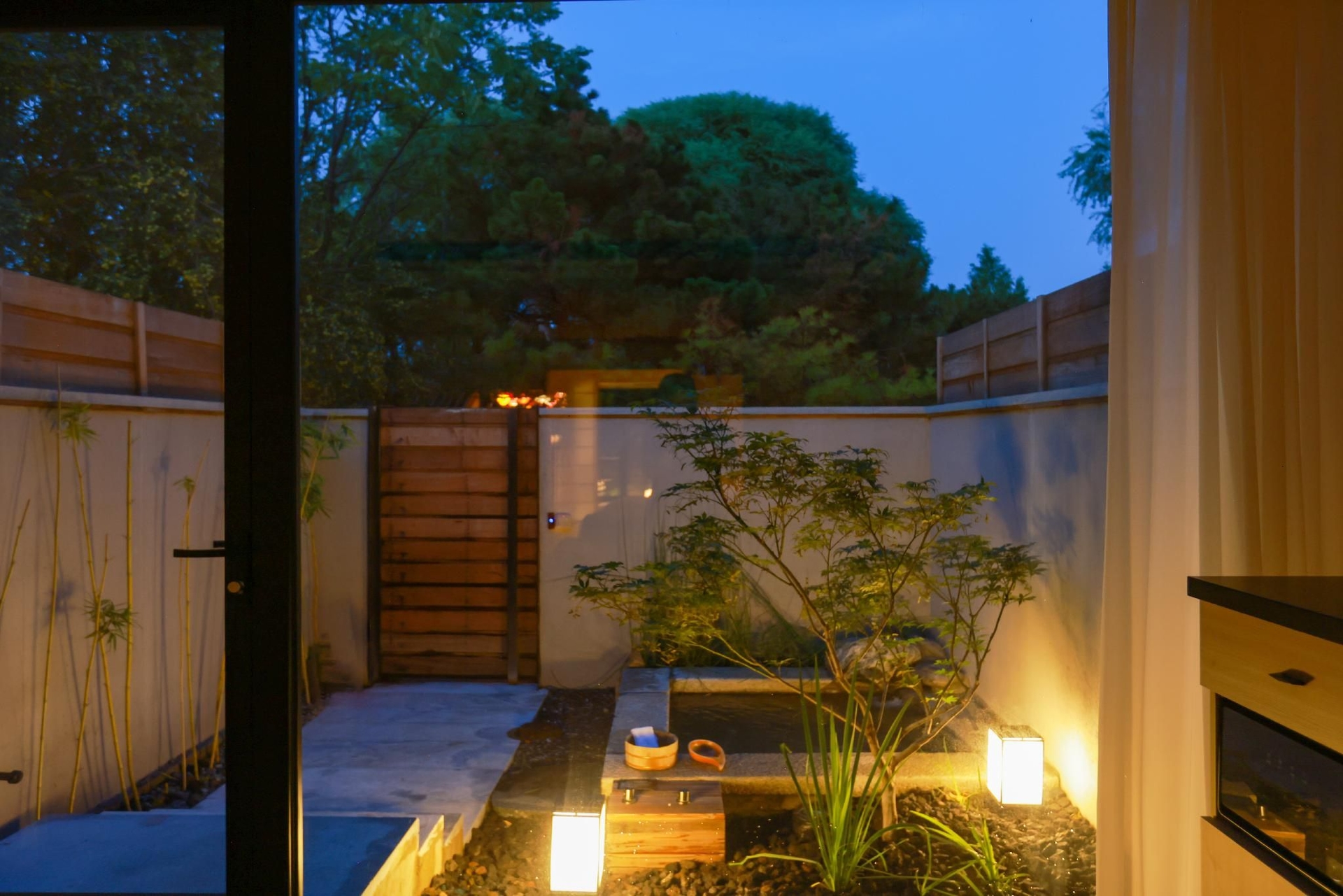 ShuiCheng YiPiao Private Spring Holiday Guesthouse1