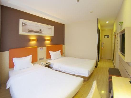 Featured Twin Room