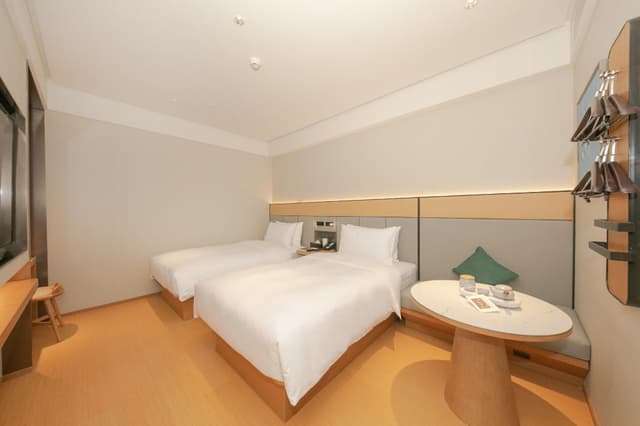 Huazhu - Twin Room A