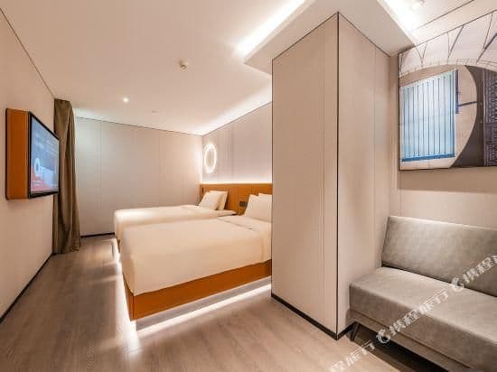 Atour - Elegant Twin Bed Room