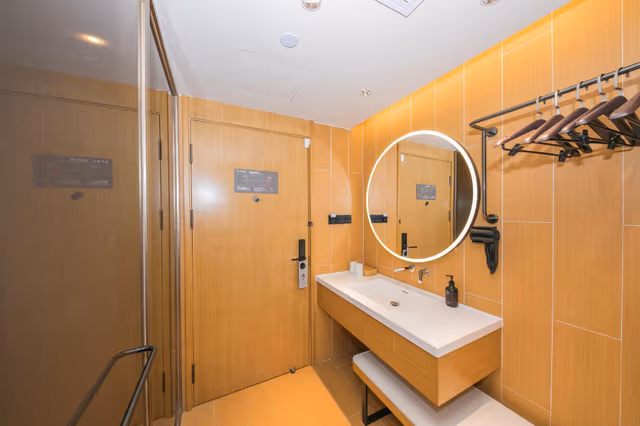 Huazhu - Superior Bed Room A